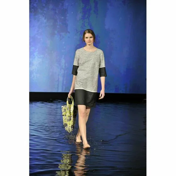 MARIMEKKO Poni Polka Dot Spot Print A-Line Cotton High Waisted Skirt - Picture 14 of 15